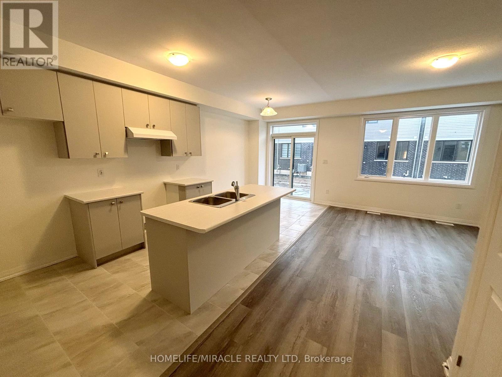 91 Marche Drive, Haldimand, Ontario  N3W 0K2 - Photo 7 - X12642070