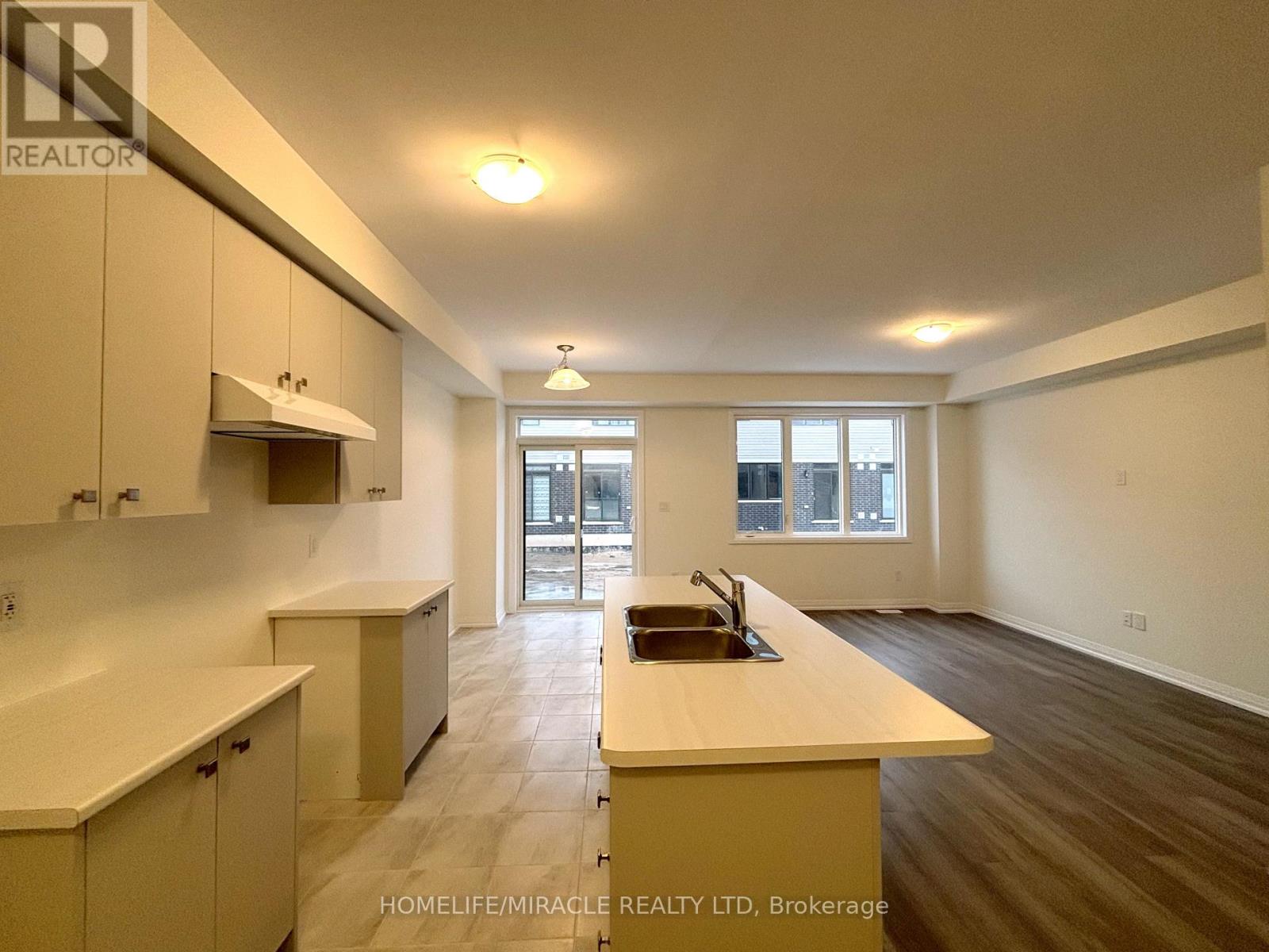 91 Marche Drive, Haldimand, Ontario  N3W 0K2 - Photo 8 - X12642070