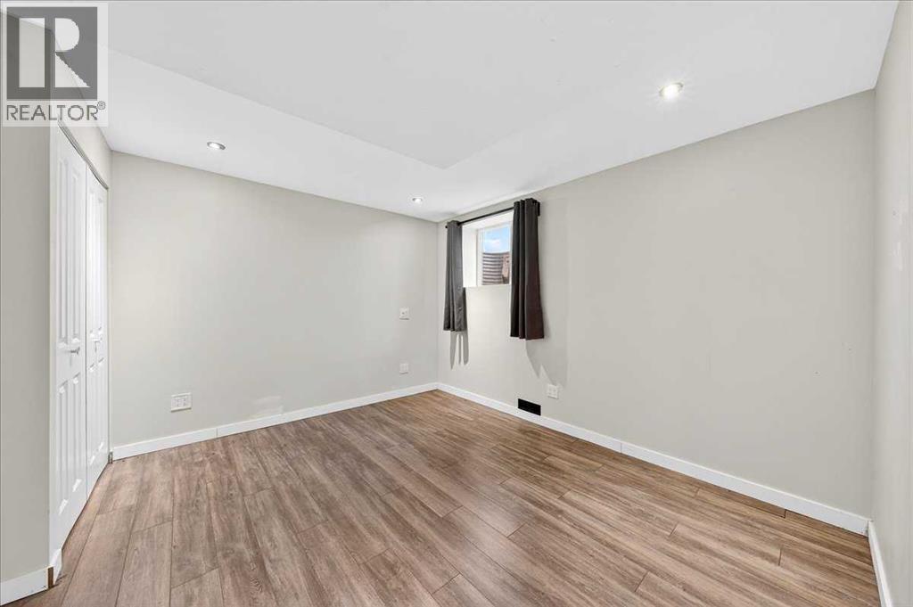 2103 Country Hills Circle Nw, Calgary, Alberta  T3K 4Z3 - Photo 32 - A2271237