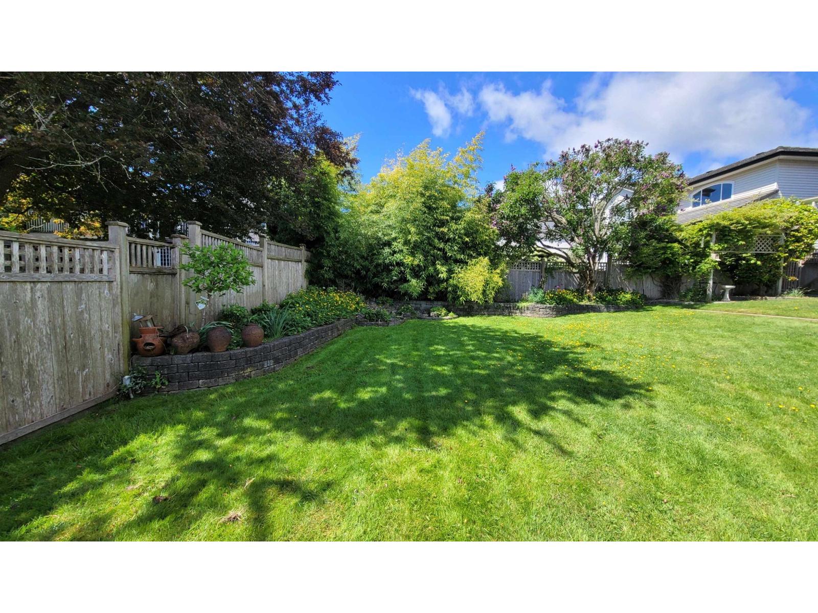 15974 Buena Vista Avenue, White Rock, British Columbia  V4B 2A5 - Photo 29 - R3074230