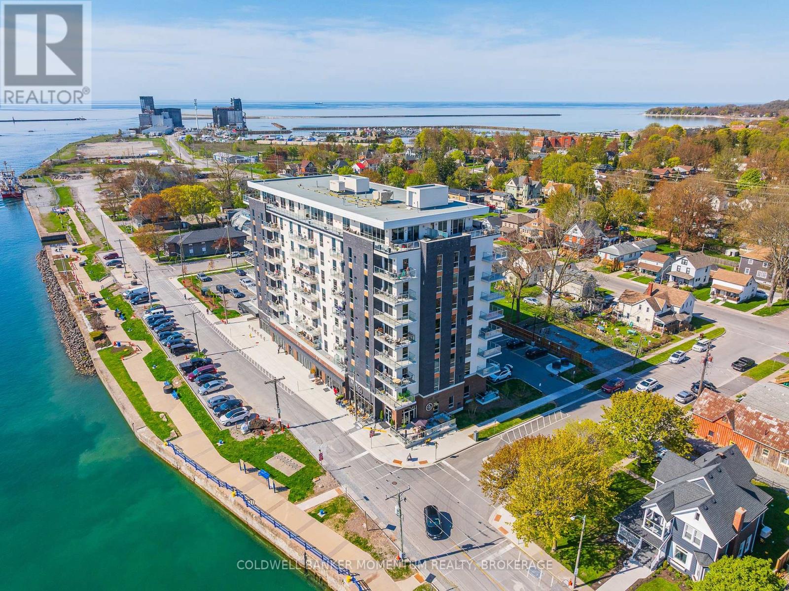 403 - 118 West Street, Port Colborne, Ontario  L3K 4C9 - Photo 38 - X12642088