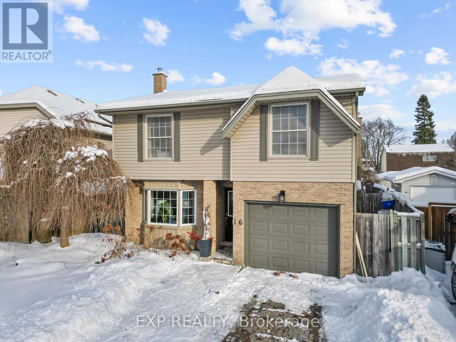 16 EDMUNDS CRESCENT, London South, Ontario