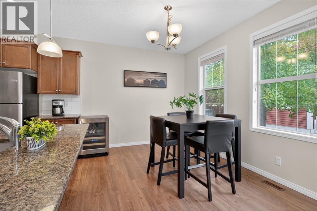 2002, 1001 8 Street Nw, Airdrie, Alberta  T4B 0W3 - Photo 8 - A2274337