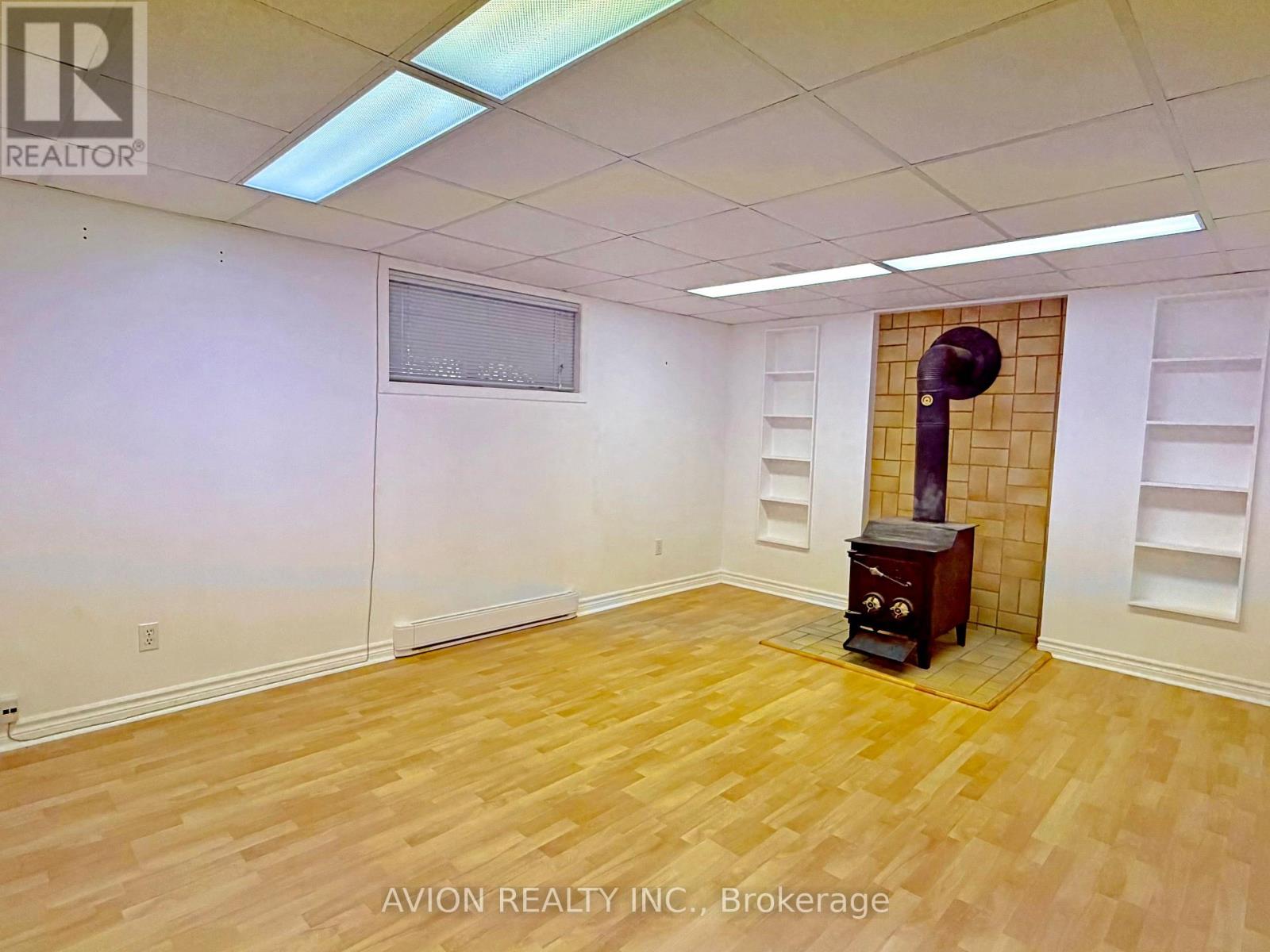 50 Tormore Drive, Richmond Hill, Ontario  L4C 3N4 - Photo 16 - N12642092