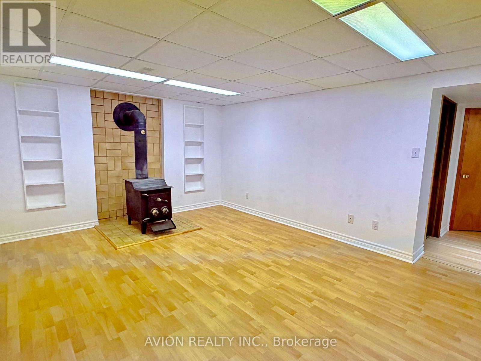 50 Tormore Drive, Richmond Hill, Ontario  L4C 3N4 - Photo 17 - N12642092