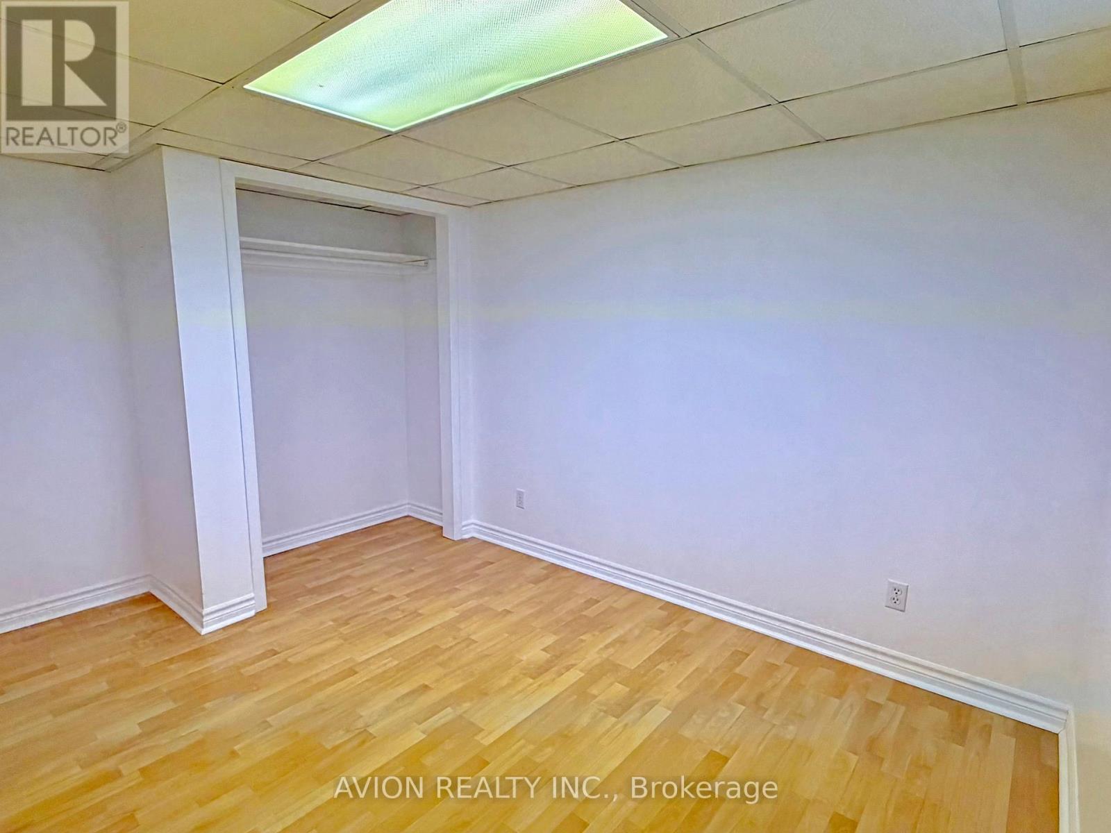 50 Tormore Drive, Richmond Hill, Ontario  L4C 3N4 - Photo 23 - N12642092