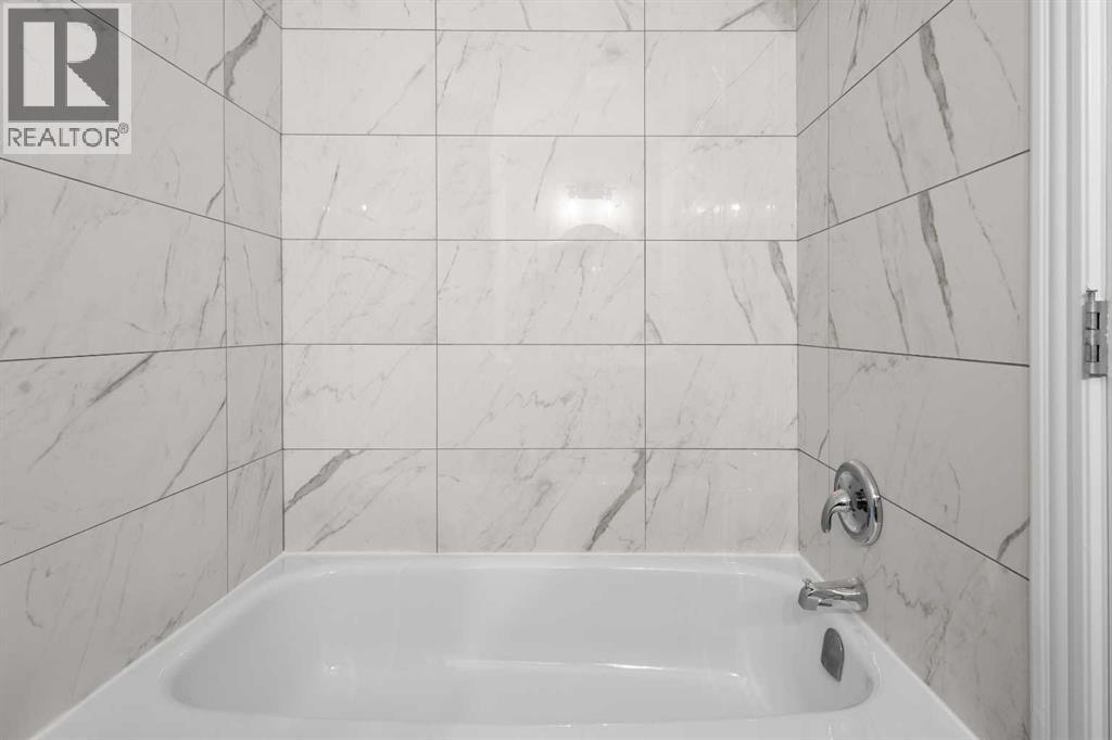 129 Deer Ridge Lane Se, Calgary, Alberta  T2J 6N3 - Photo 18 - A2274492