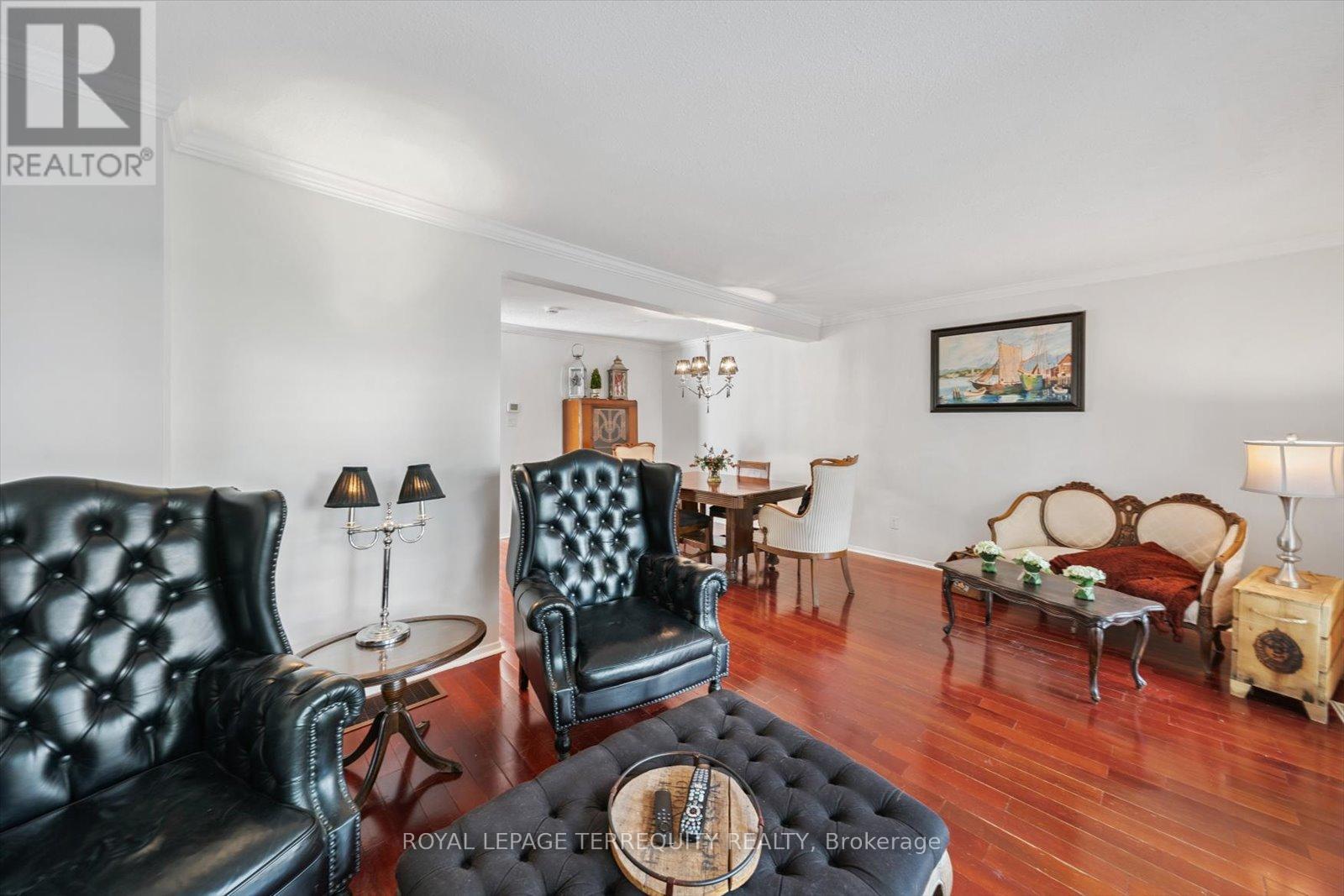 1825 Hyde Mill Crescent, Mississauga, Ontario  L5N 0A7 - Photo 18 - W12642098