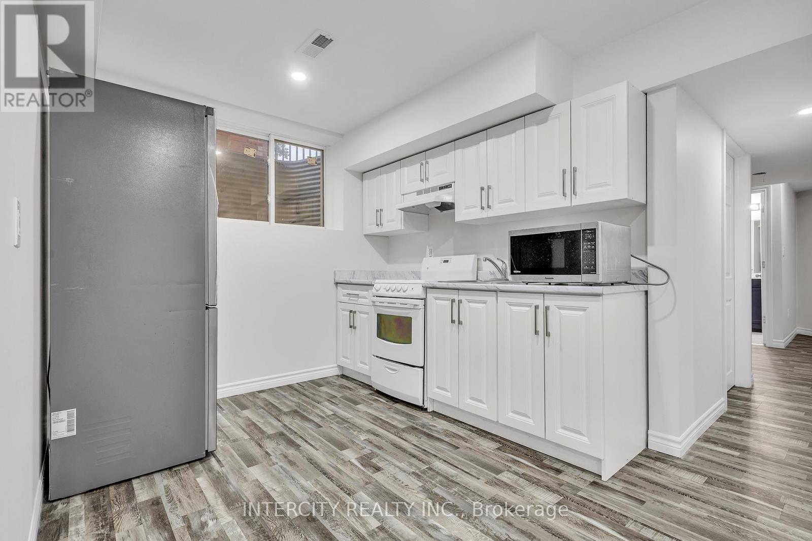 51 Laughland Lane, Guelph, Ontario  N1L 0C9 - Photo 39 - X12642104