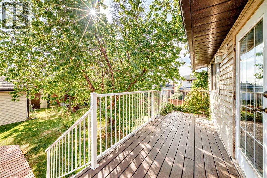 108 Jensen Place Ne, Airdrie, Alberta  T4B 1P2 - Photo 8 - A2258501