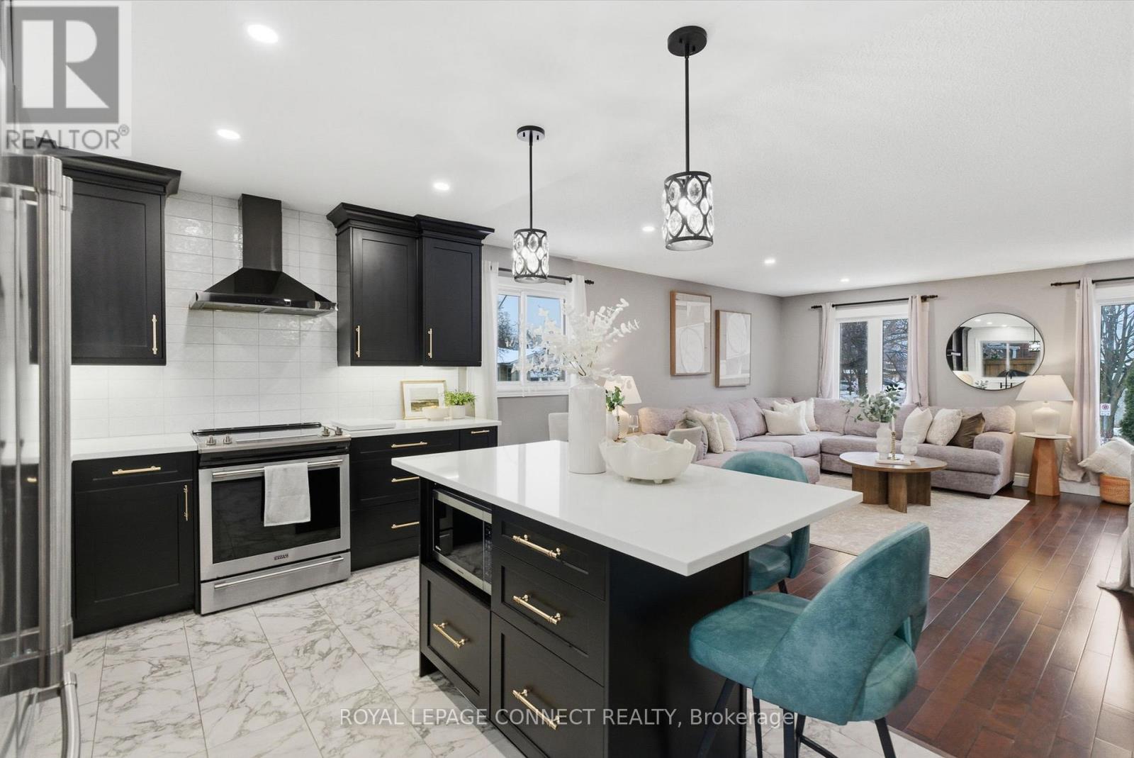 856 Sorrento Avenue, Oshawa, Ontario  L1J 6V9 - Photo 7 - E12642050