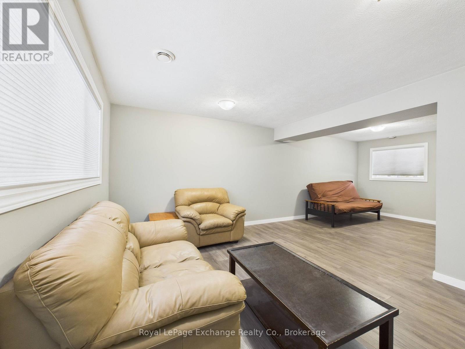 287 Kingsway Street, Kincardine, Ontario  N2Z 1G3 - Photo 19 - X12642110