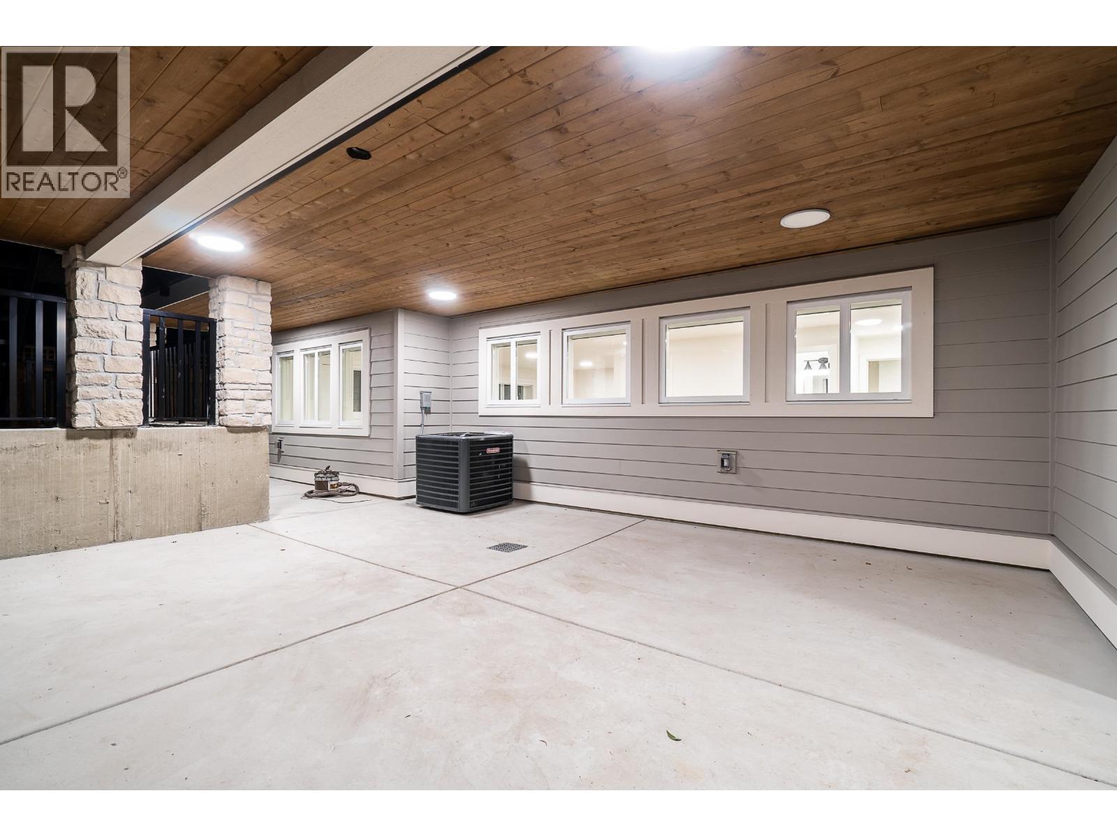 882 English Bluff Road, Delta, British Columbia  V4M 2N5 - Photo 37 - R3074477