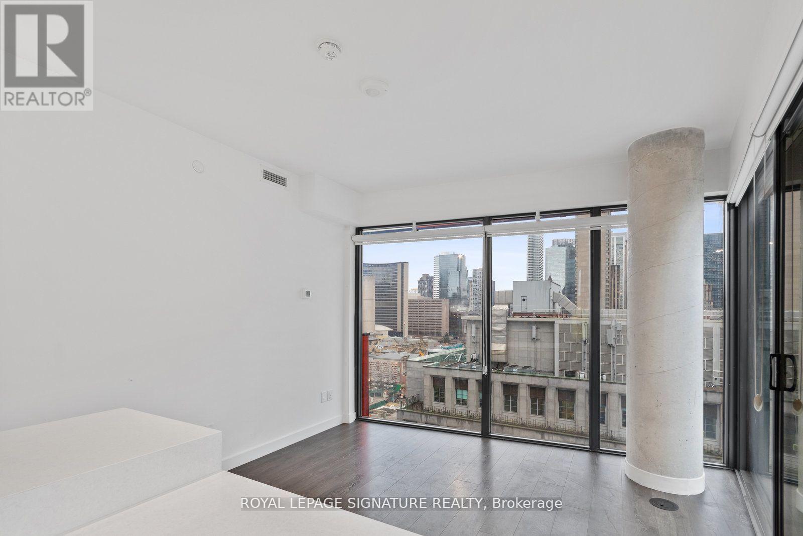 1311 - 215 Queen Street W, Toronto, Ontario  M5V 0P5 - Photo 15 - C12642116