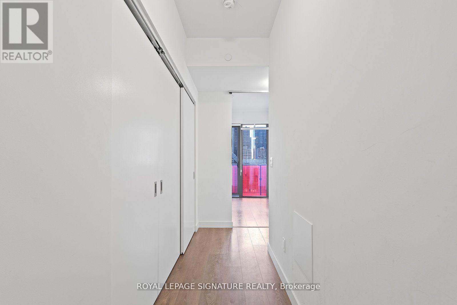 1311 - 215 Queen Street W, Toronto, Ontario  M5V 0P5 - Photo 2 - C12642116