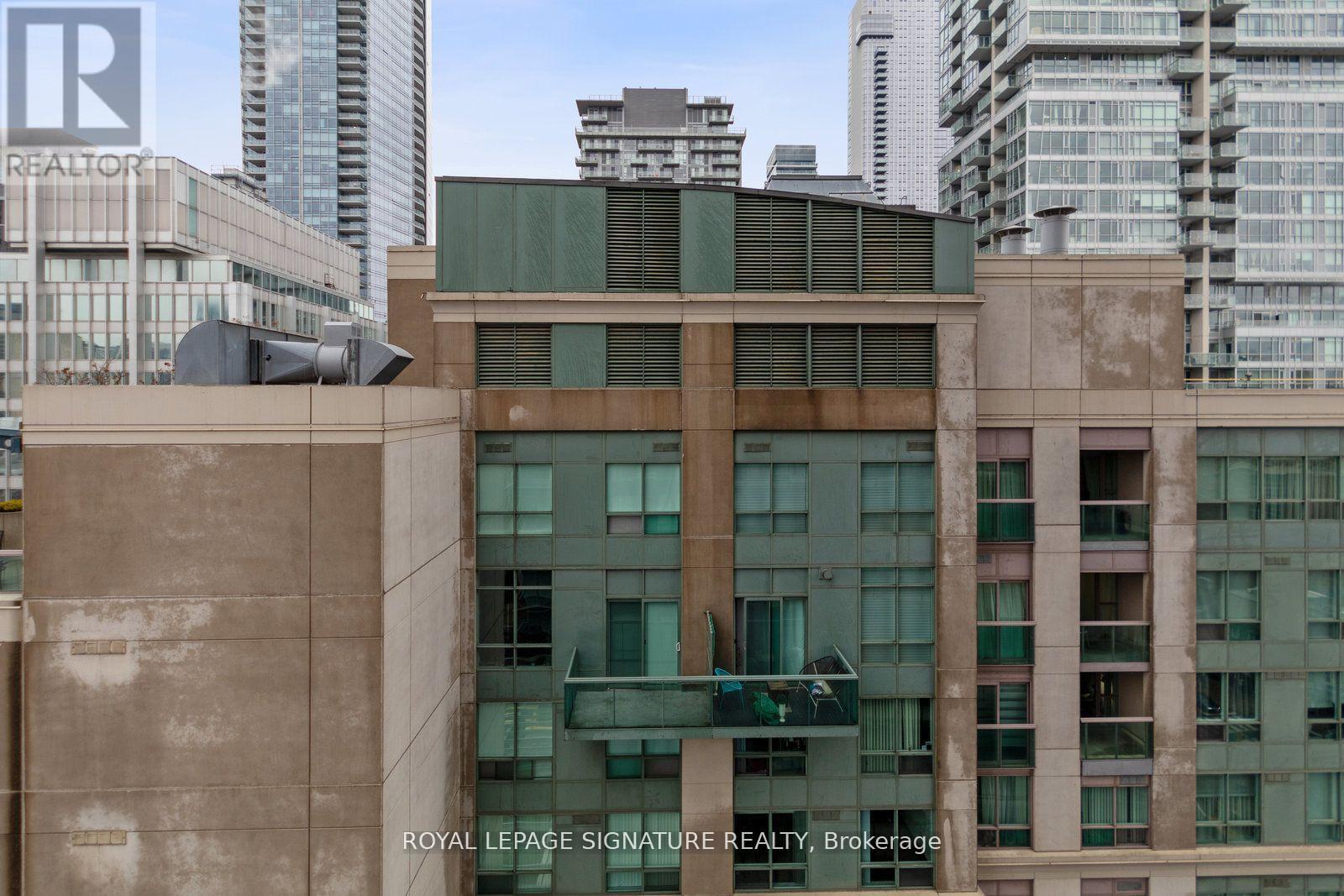 1311 - 215 Queen Street W, Toronto, Ontario  M5V 0P5 - Photo 28 - C12642116