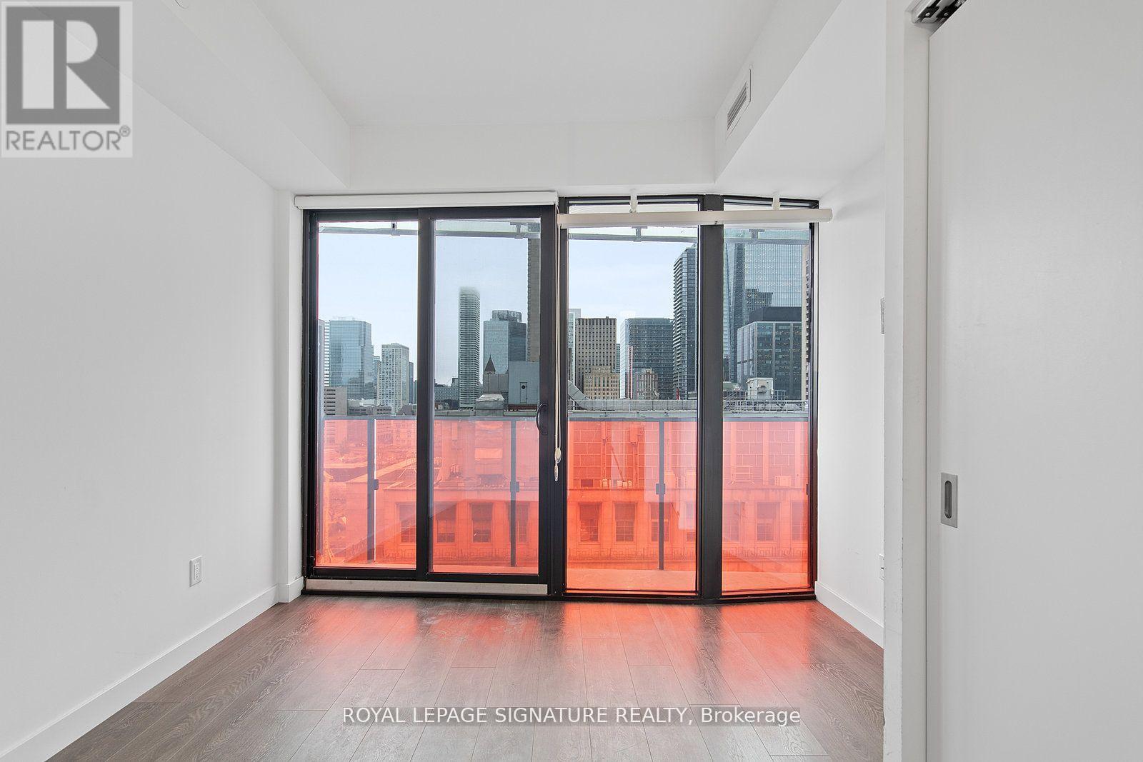 1311 - 215 Queen Street W, Toronto, Ontario  M5V 0P5 - Photo 6 - C12642116