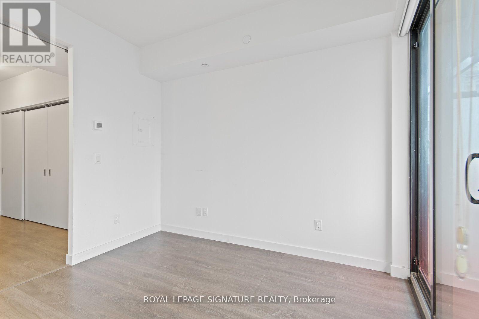 1311 - 215 Queen Street W, Toronto, Ontario  M5V 0P5 - Photo 9 - C12642116