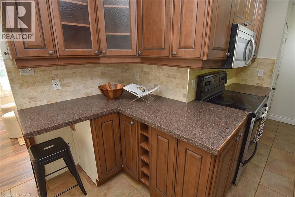 405 Erindale Drive, Burlington, Ontario  L7L 4T3 - Photo 13 - 40777635