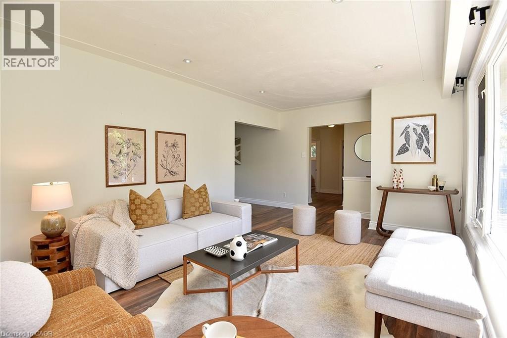 405 Erindale Drive, Burlington, Ontario  L7L 4T3 - Photo 7 - 40777635