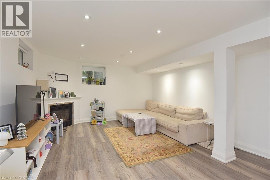 405 Erindale Drive, Burlington, Ontario  L7L 4T3 - Photo 38 - 40777635