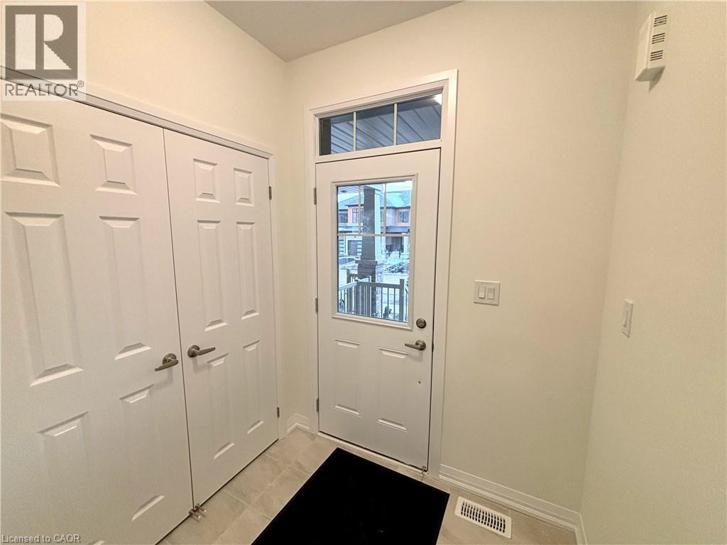 91 Marche Drive, Caledonia, Ontario  N3W 0K2 - Photo 3 - 40794559