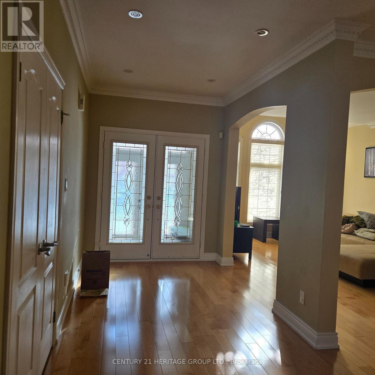 54 FARNHAM DRIVE, Richmond Hill, Ontario