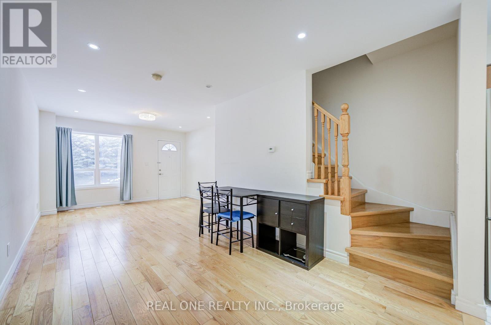 95 Faithful Way, Markham, Ontario  L3R 1A1 - Photo 10 - N12642108