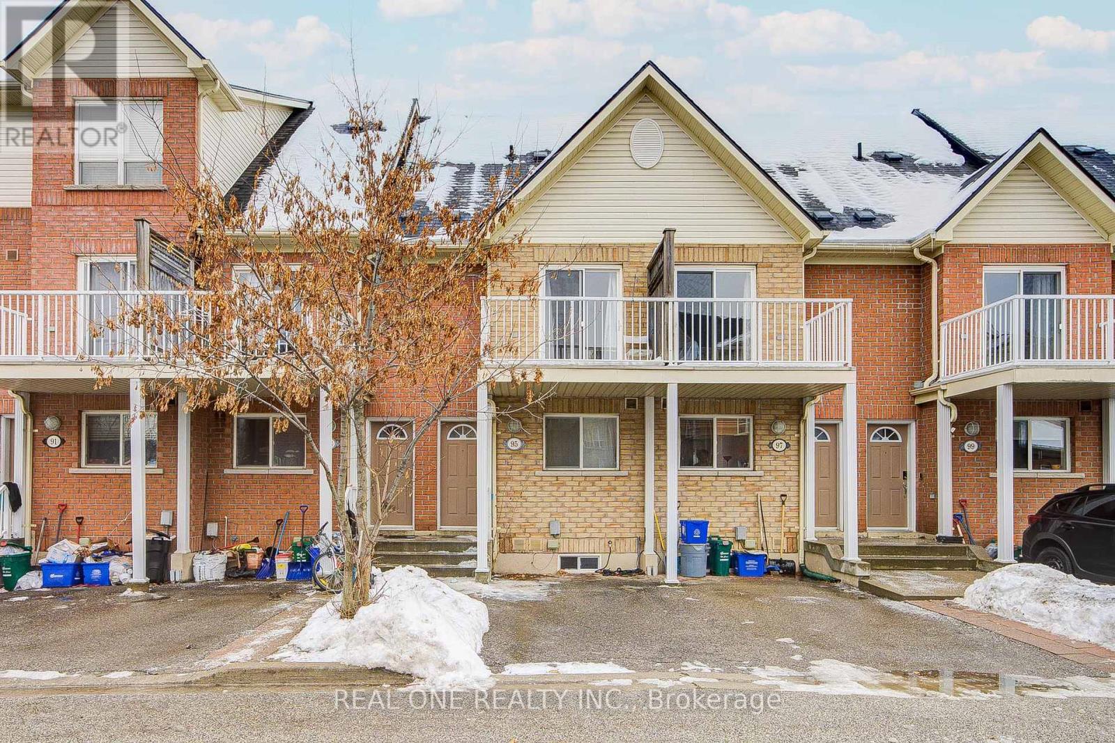 95 Faithful Way, Markham, Ontario  L3R 1A1 - Photo 2 - N12642108