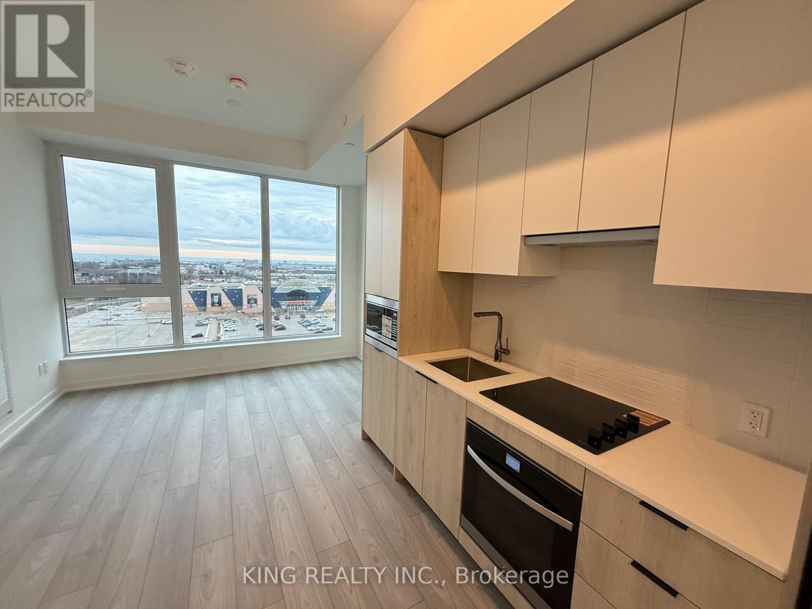 824 - 1007 The Queensway, Toronto, Ontario  M8Z 0H4 - Photo 11 - W12642112