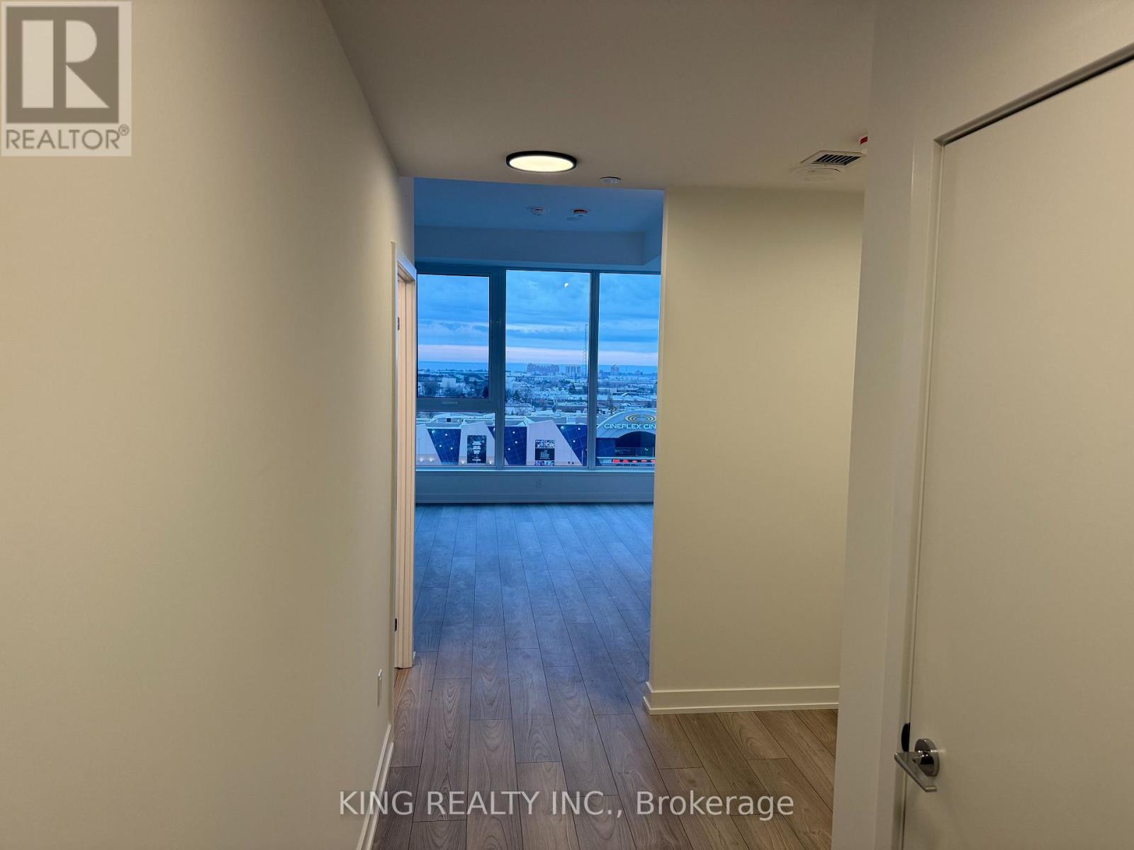 824 - 1007 The Queensway, Toronto, Ontario  M8Z 0H4 - Photo 7 - W12642112