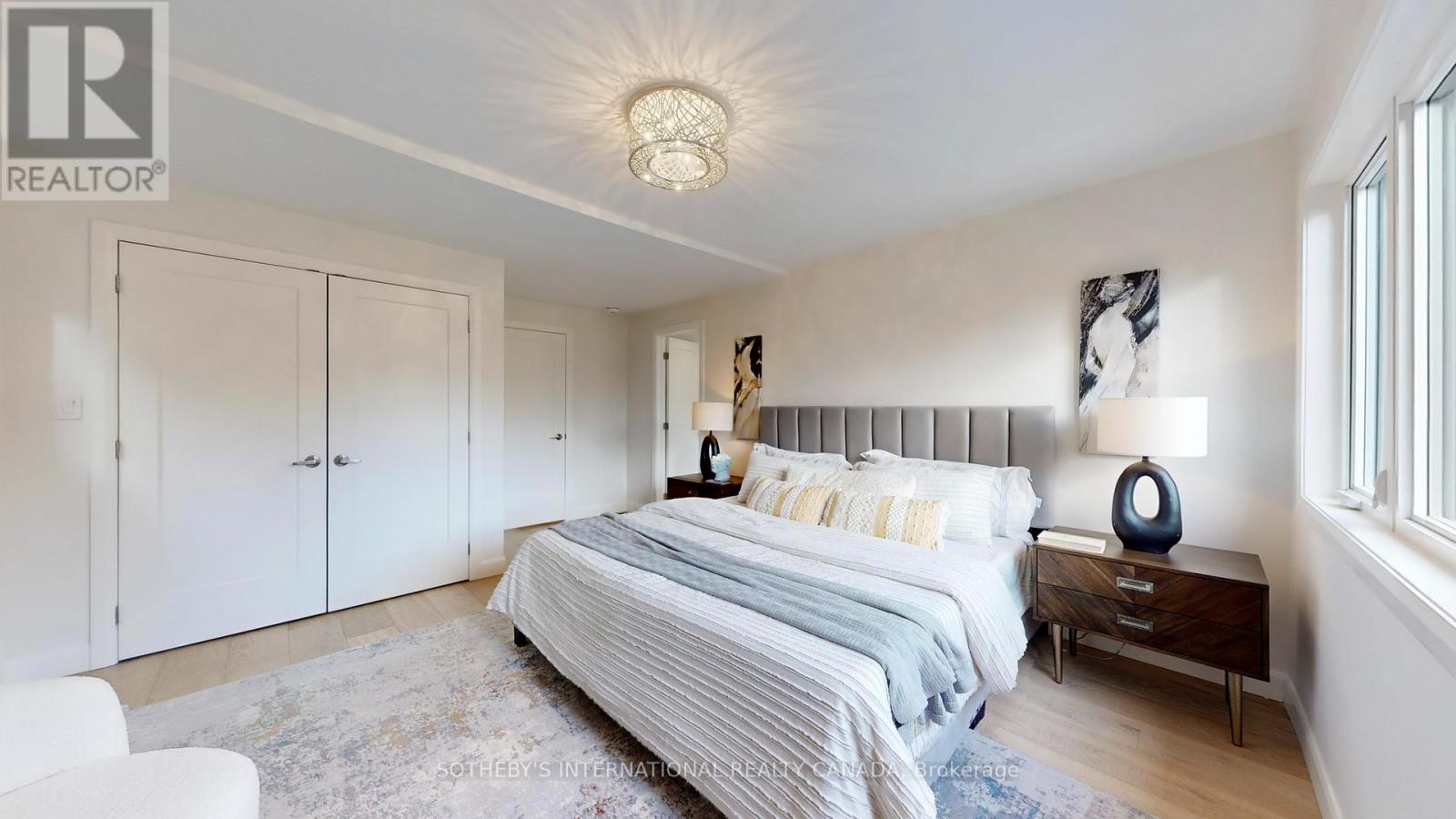 217 Pearson Avenue, Toronto, Ontario  M6R 1G6 - Photo 22 - W12638560