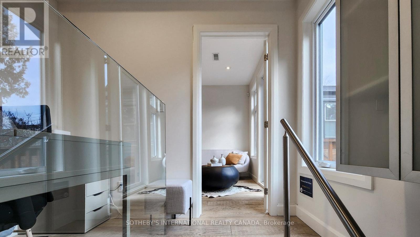 217 Pearson Avenue, Toronto, Ontario  M6R 1G6 - Photo 19 - W12638560