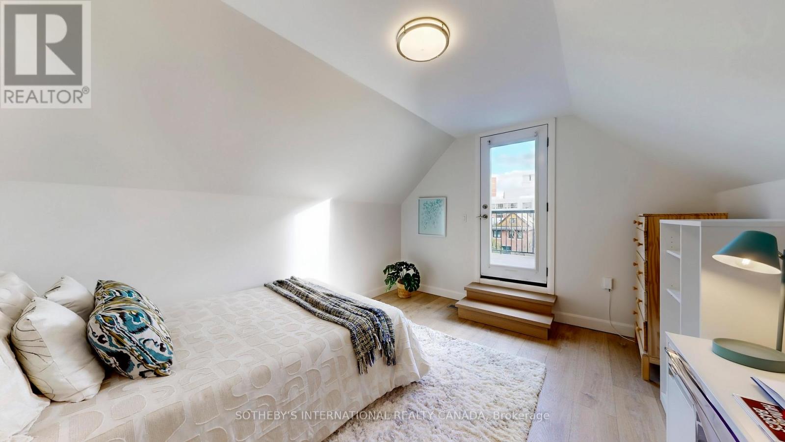 217 Pearson Avenue, Toronto, Ontario  M6R 1G6 - Photo 30 - W12638560