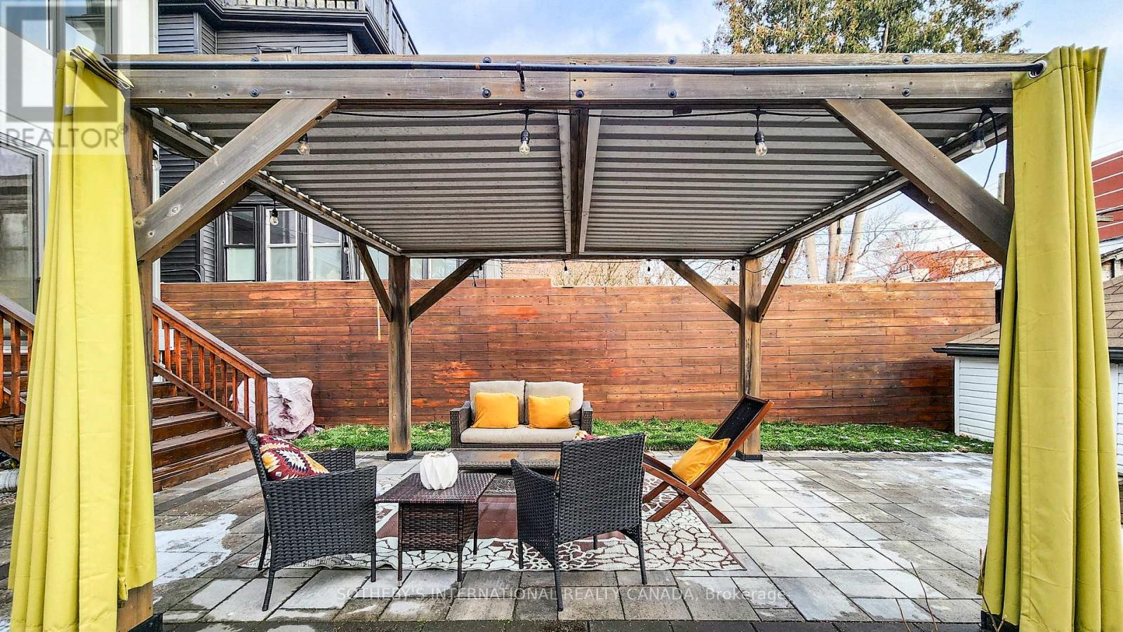 217 Pearson Avenue, Toronto, Ontario  M6R 1G6 - Photo 46 - W12638560