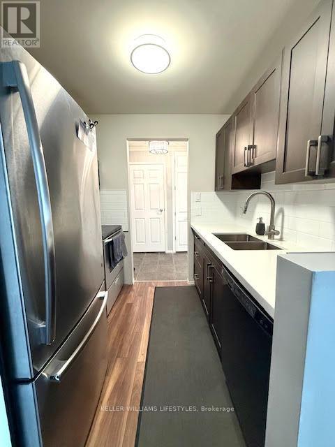 201 - 731 Deveron Crescent, London South, Ontario  N5Z 4X6 - Photo 12 - X12642128