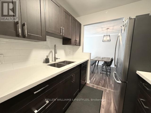 201 - 731 Deveron Crescent, London South, Ontario  N5Z 4X6 - Photo 4 - X12642128