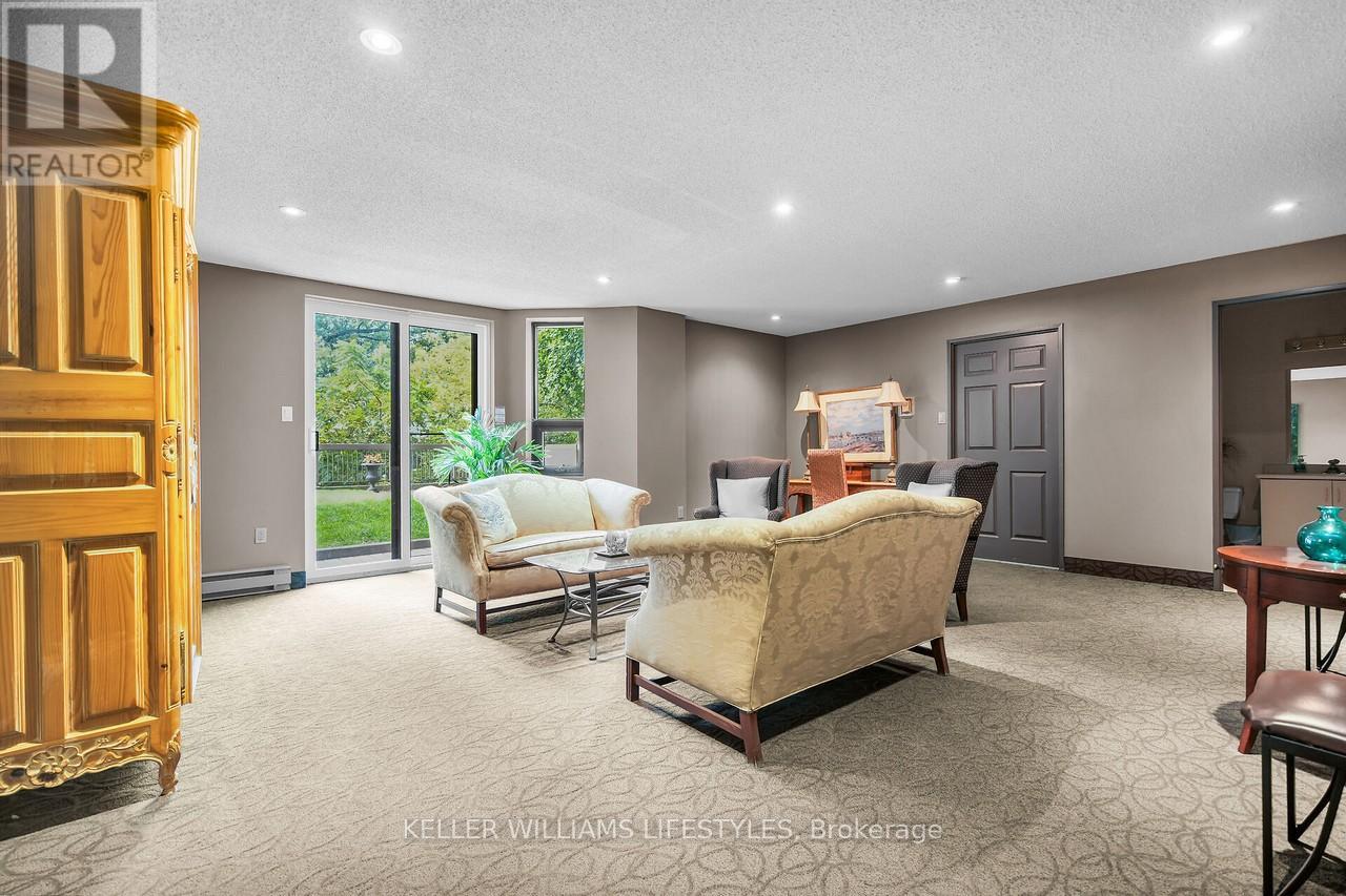 604 - 549 Ridout Street N, London East, Ontario  N6A 5N5 - Photo 26 - X12642130