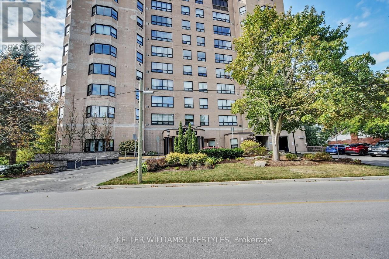 604 - 549 Ridout Street N, London East, Ontario  N6A 5N5 - Photo 32 - X12642130