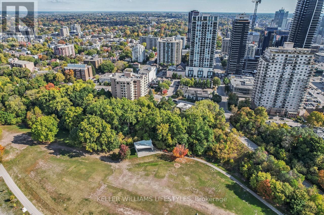 604 - 549 Ridout Street N, London East, Ontario  N6A 5N5 - Photo 47 - X12642130