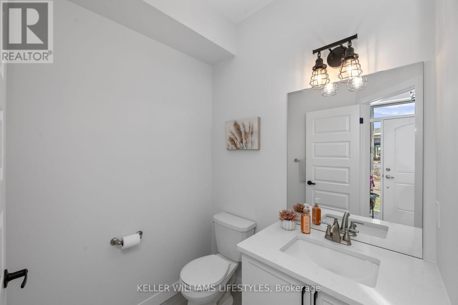 252 Doan Drive, Middlesex Centre, Ontario  N0L 1R0 - Photo 13 - X12642140