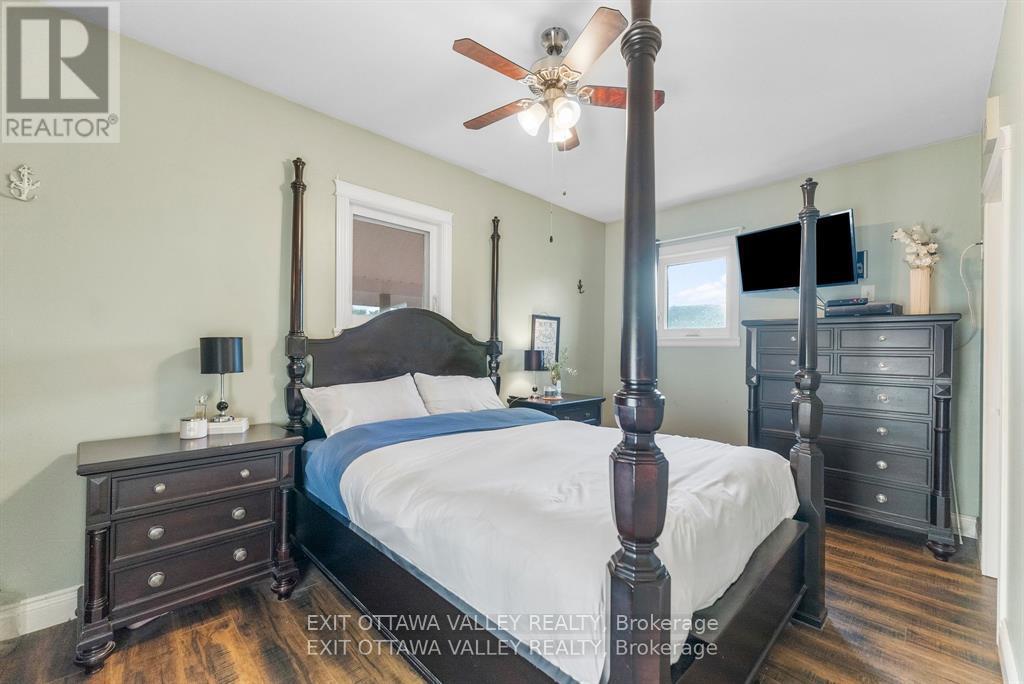 44 Lacroix Bay Road, Whitewater Region, Ontario  K0J 2L0 - Photo 20 - X12642120