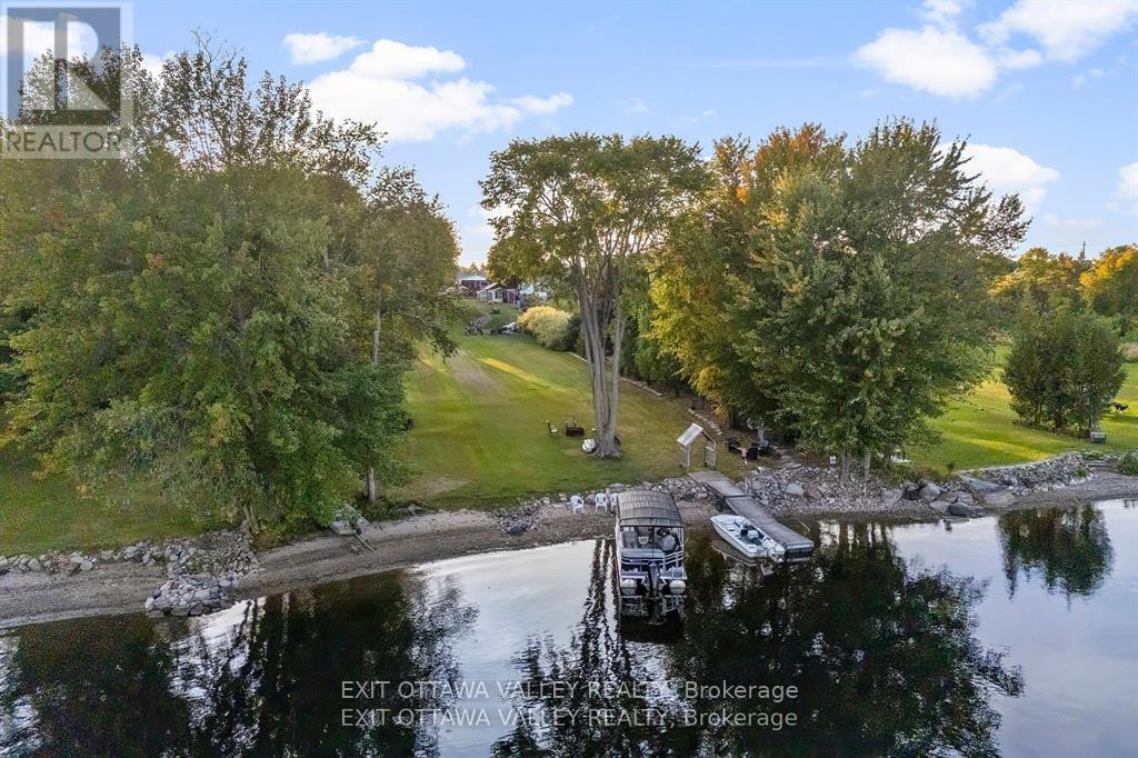 44 Lacroix Bay Road, Whitewater Region, Ontario  K0J 2L0 - Photo 43 - X12642120