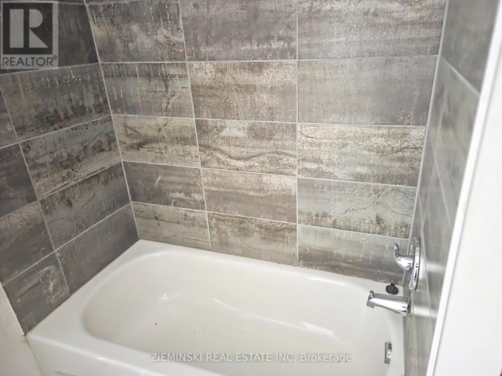 106 Commercial Avenue, Timmins, Ontario  P4N 2X1 - Photo 26 - T12642136