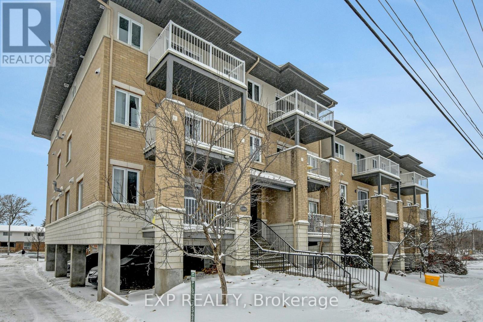 4 - 1220 Mcwatters Road, Ottawa, Ontario  K2C 3Y1 - Photo 2 - X12642154