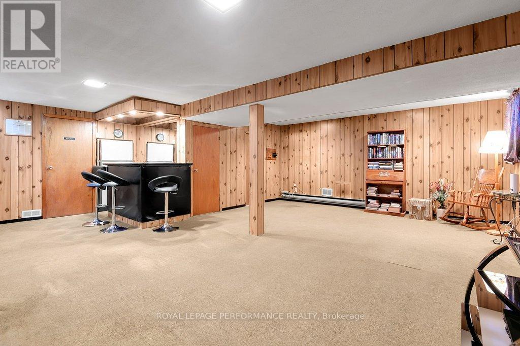 456 Blake Boulevard, Ottawa, Ontario  K1K 1B1 - Photo 16 - X12642156