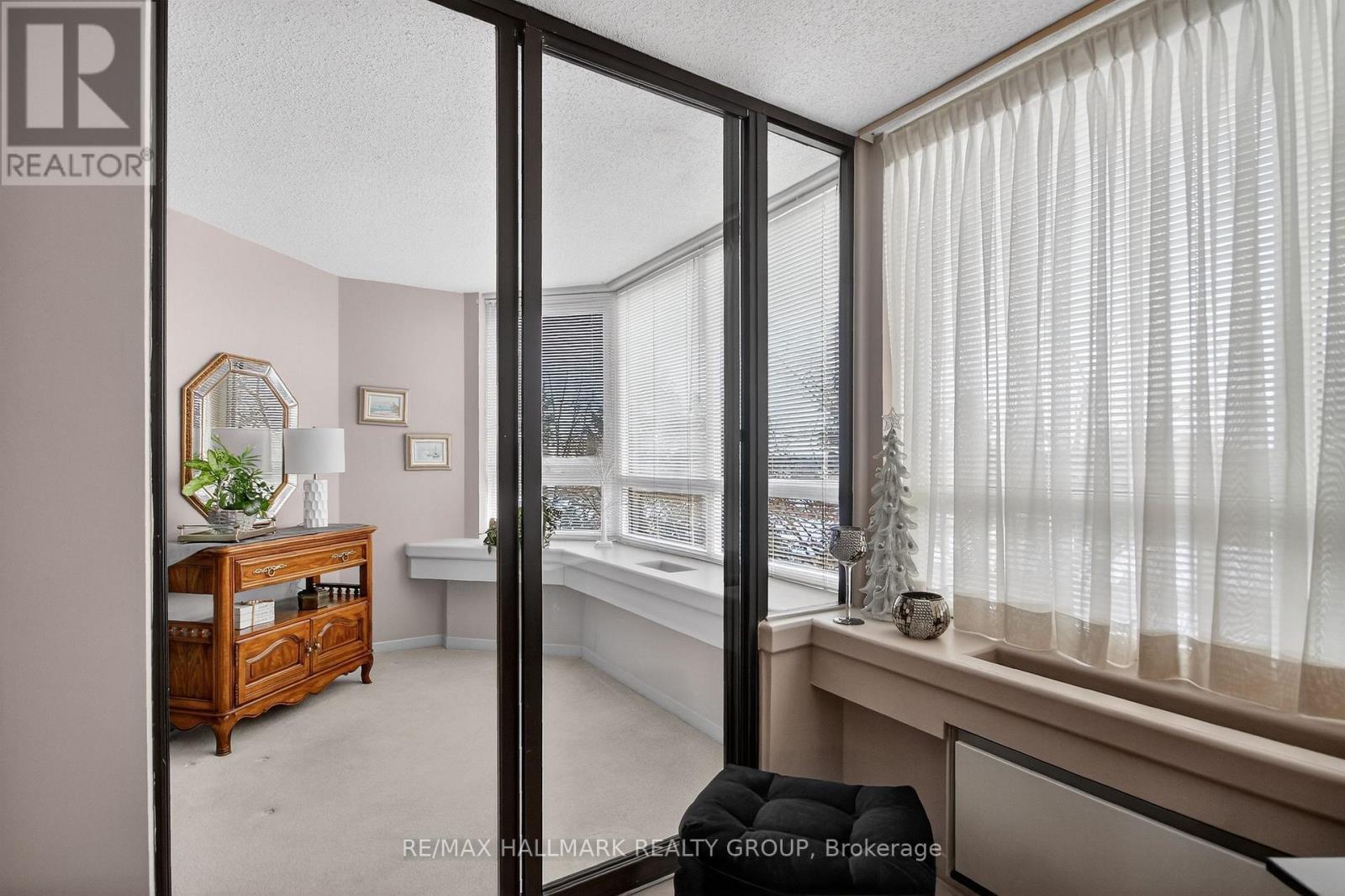 617 - 80 Sandcastle Drive, Ottawa, Ontario  K2H 9E7 - Photo 22 - X12642162