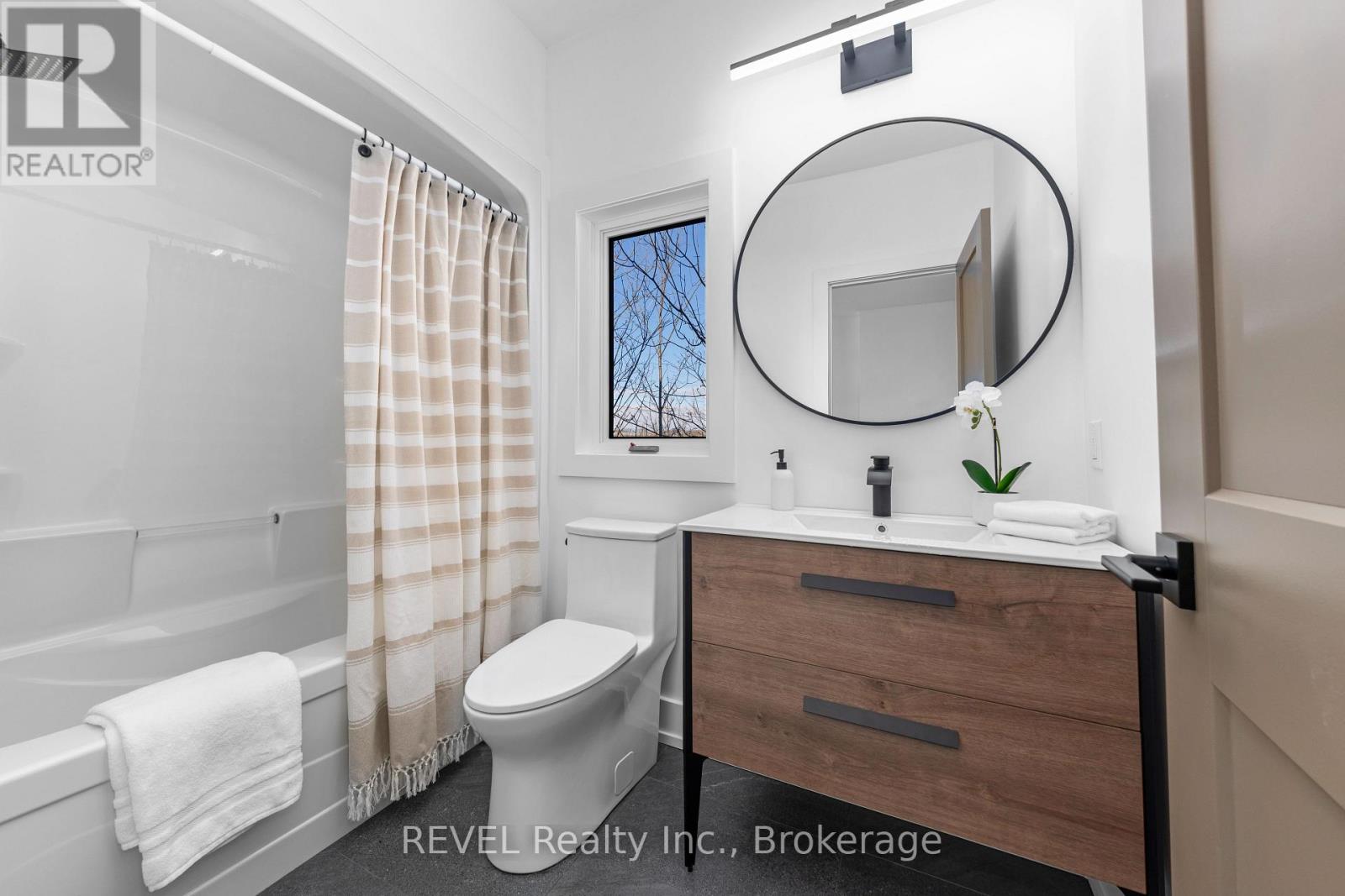 752 Gorham Road, Fort Erie, Ontario  L0S 1N0 - Photo 27 - X12642146