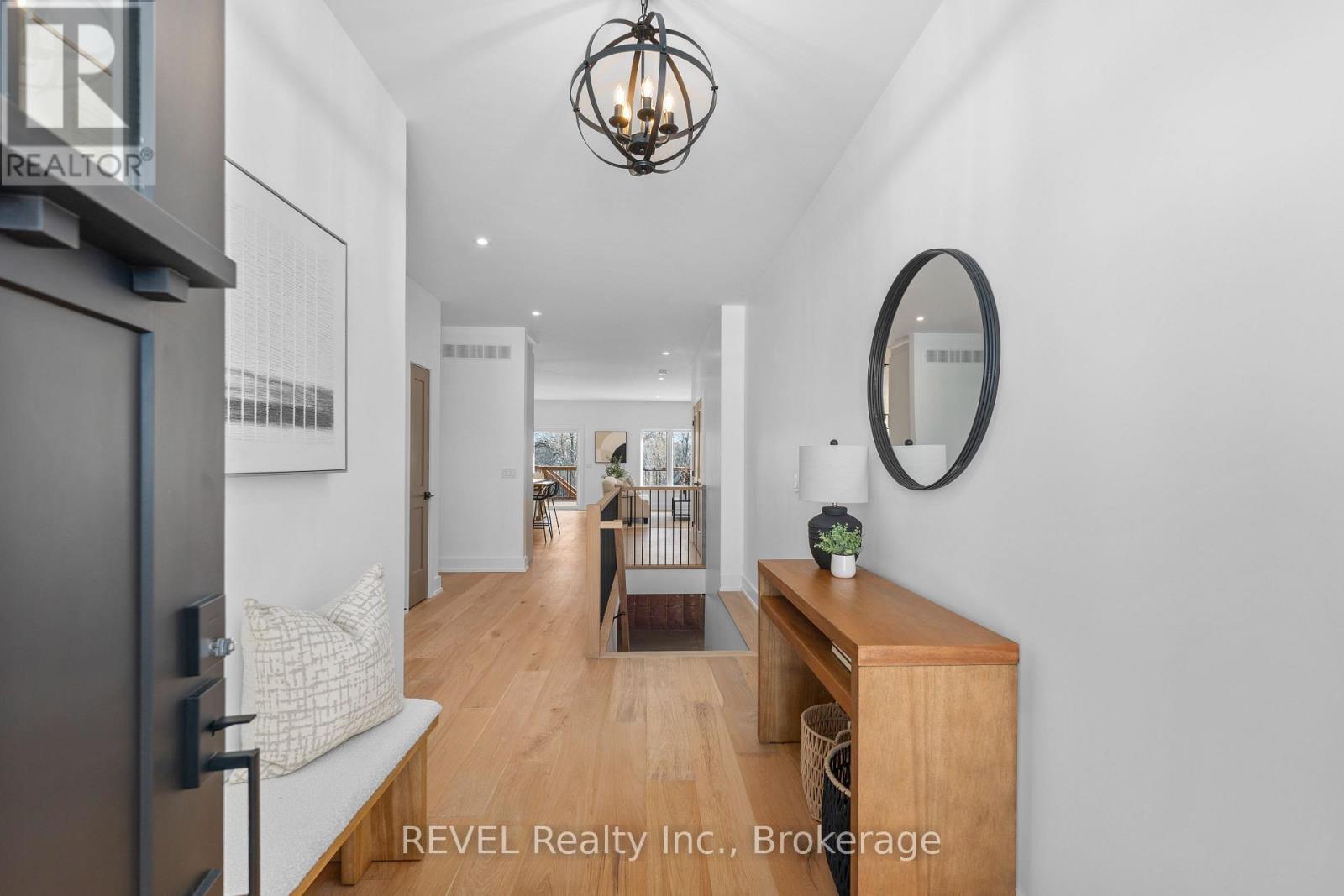 752 Gorham Road, Fort Erie, Ontario  L0S 1N0 - Photo 5 - X12642146