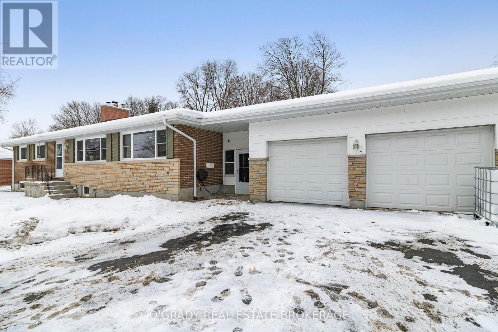 3 Davison Avenue, Brockville, Ontario  K6V 3C3 - Photo 10 - X12642150